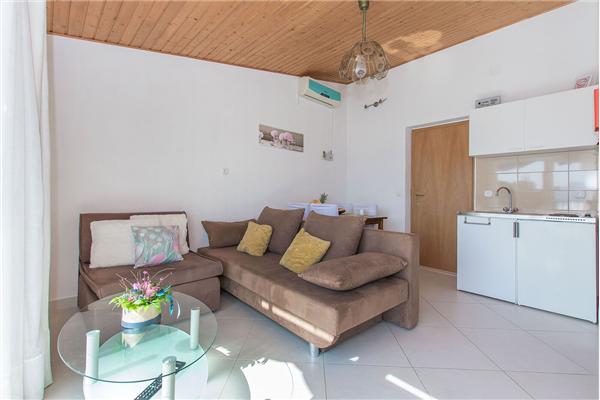 Apartment A2, for 4 persons