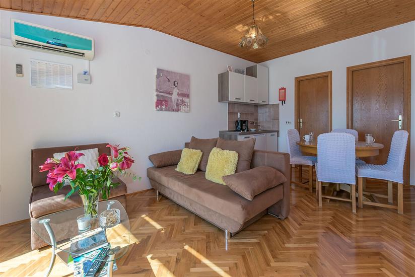 Apartment A3, for 4 persons