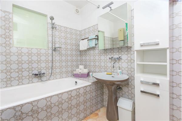 Apartment A4, for 5 persons