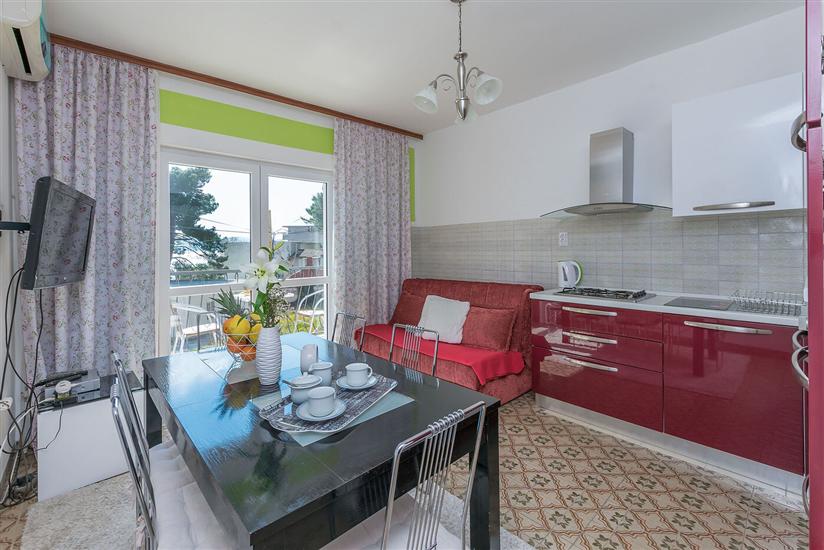 Apartment A4, for 5 persons