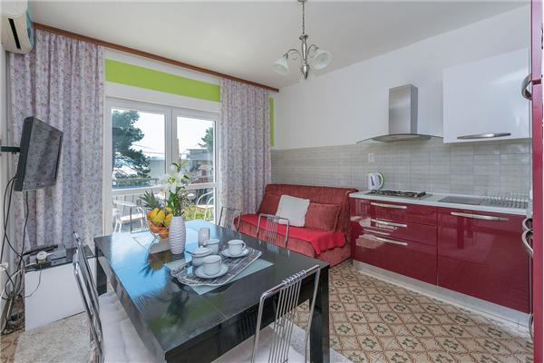 Apartment A4, for 5 persons