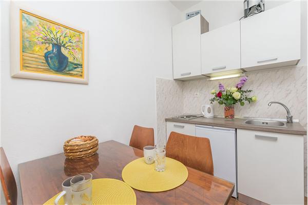 Apartment A5, for 2 persons