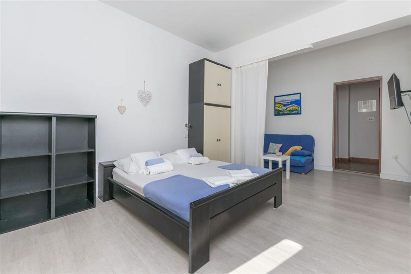 Apartment A5, for 2 persons