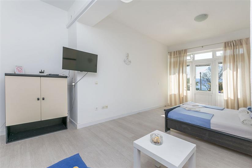 Apartment A5, for 2 persons