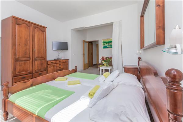 Apartment A6, for 2 persons