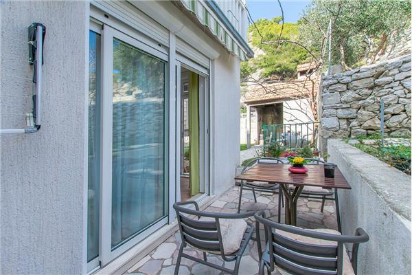 Apartment A7, for 4 persons