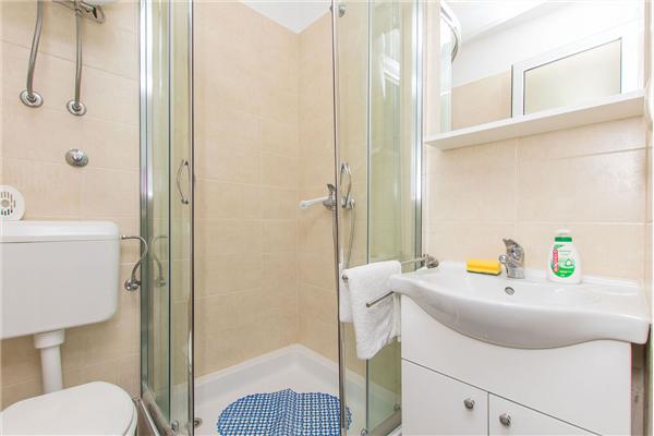 Apartment A7, for 4 persons