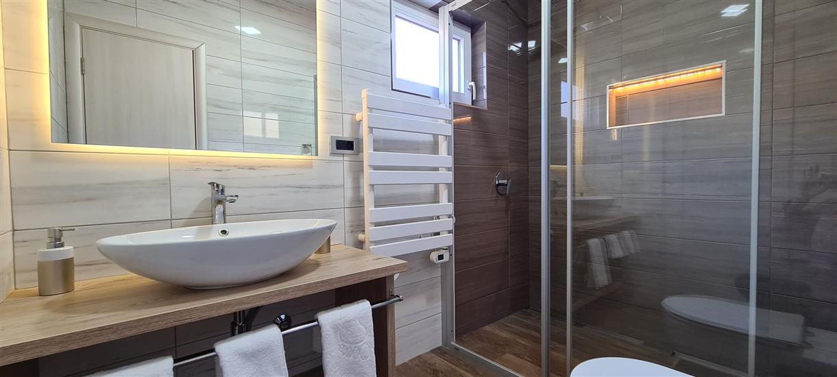 House K1, for 8 persons