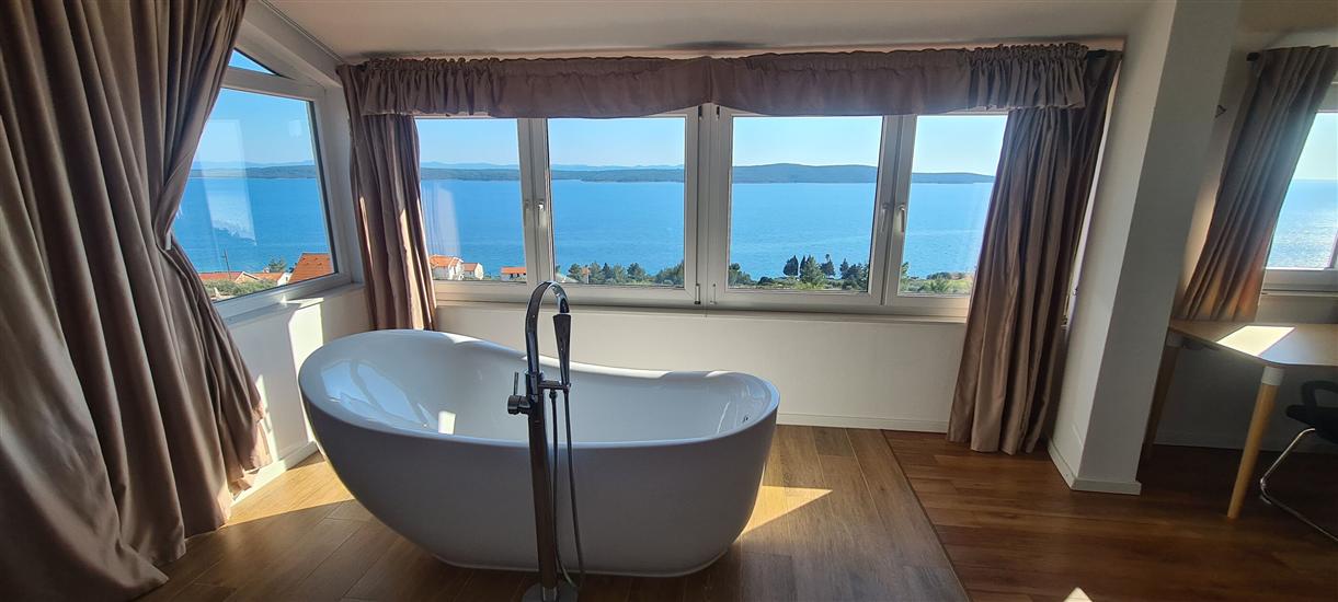 House K1, for 8 persons