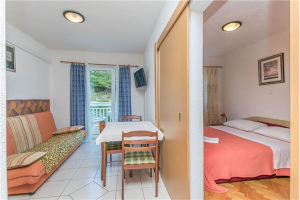 Apartment A2, for 3 persons