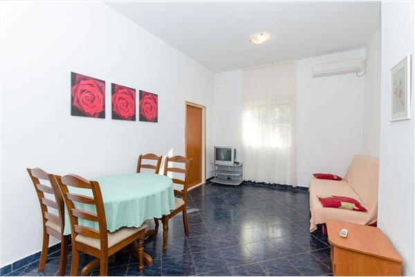 Apartman A4, na 3 osebe