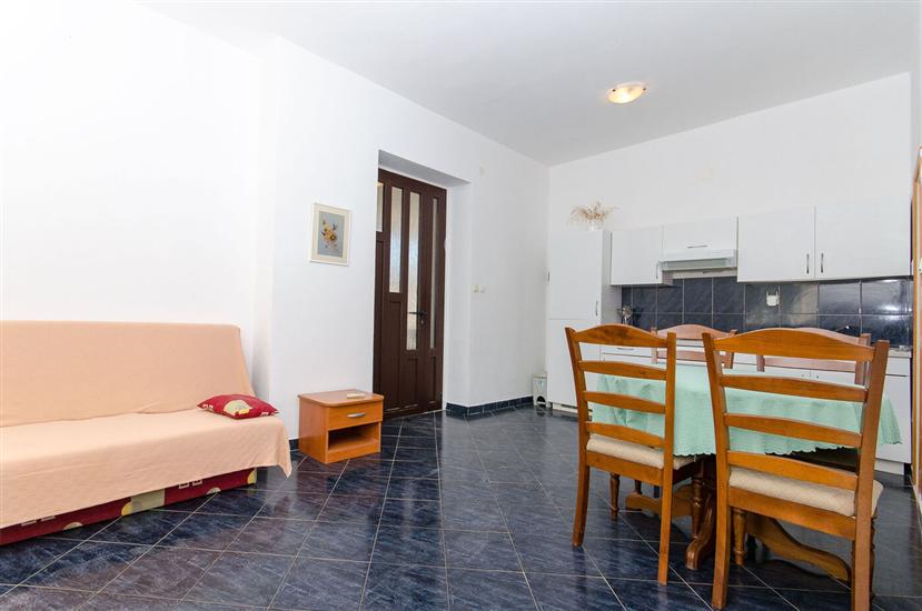 Apartman A4, na 3 osebe