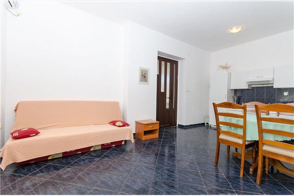 Apartman A4, na 3 osebe