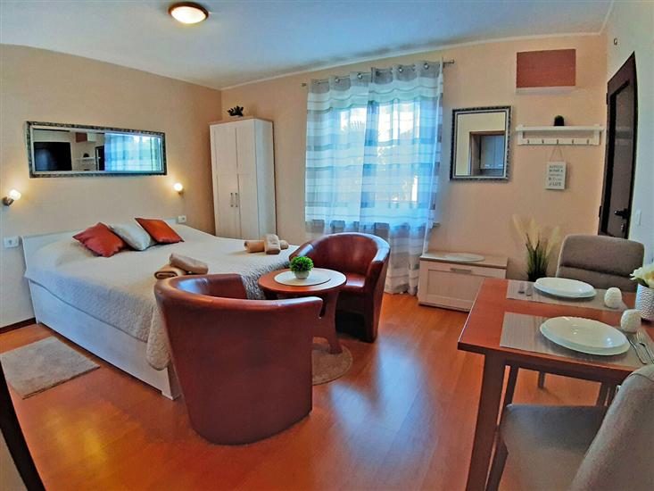 Apartment A1, for 2 persons