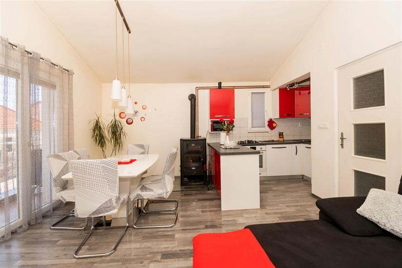 Apartment A2, for 7 persons