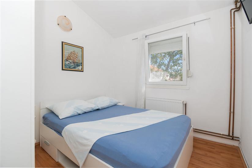 Apartment A2, for 7 persons