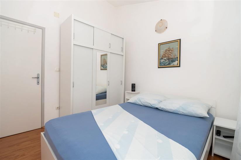Apartment A2, for 7 persons