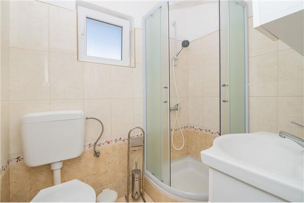 Apartment A2, for 7 persons