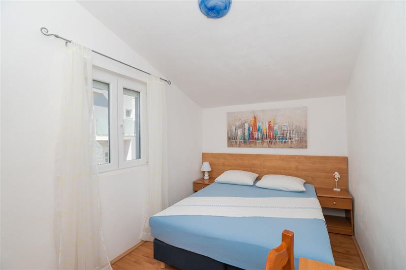 Apartment A2, for 7 persons