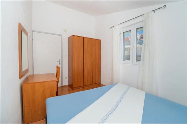 Apartment A2, for 7 persons