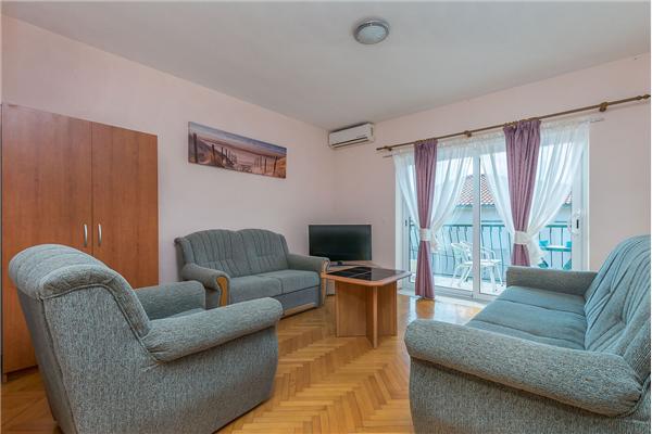 Apartment A3, for 6 persons