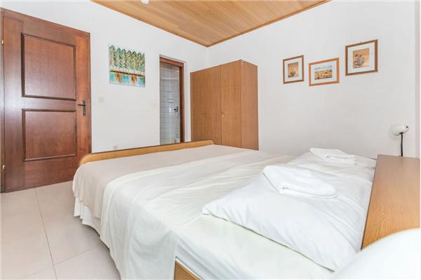 Apartment A4, for 4 persons