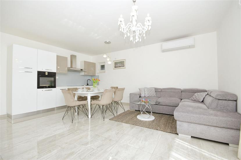 Ház K1, 8 személyes