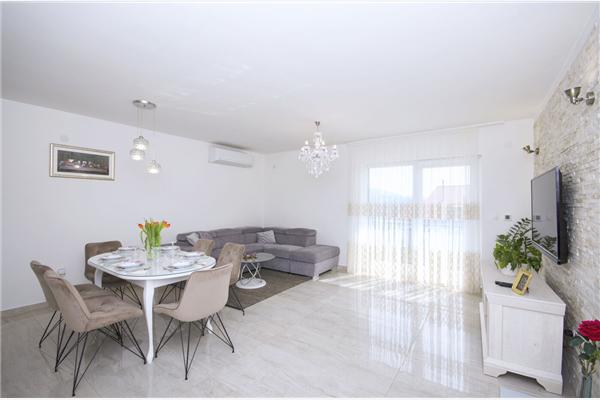 Ház K1, 8 személyes