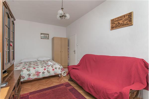 Apartment A1, for 5 persons