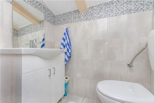 Apartment A5, for 6 persons