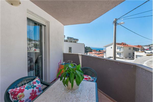 Apartment A5, for 6 persons