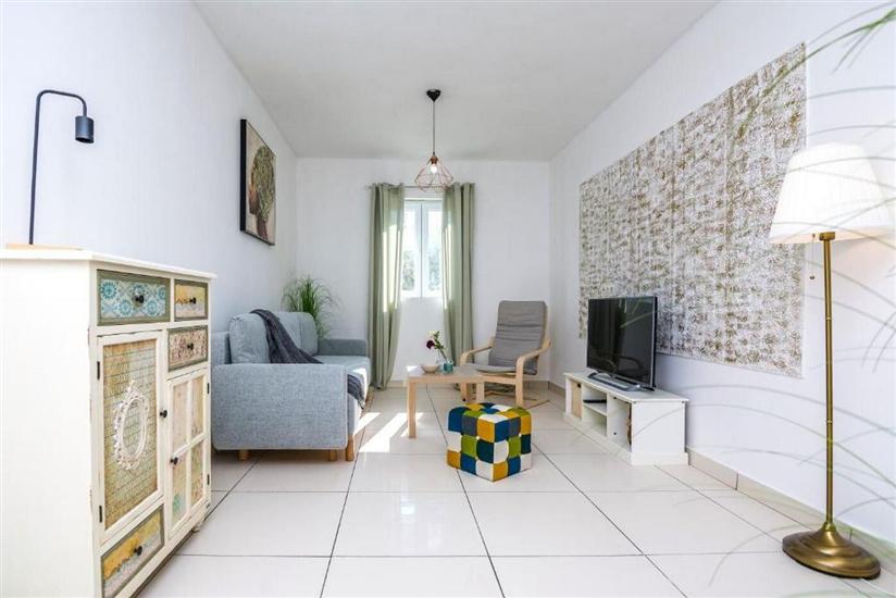 House K1, for 13 persons