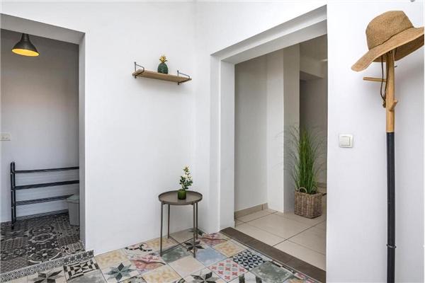 House K1, for 13 persons