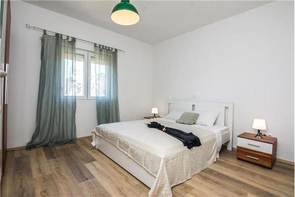 House K1, for 13 persons