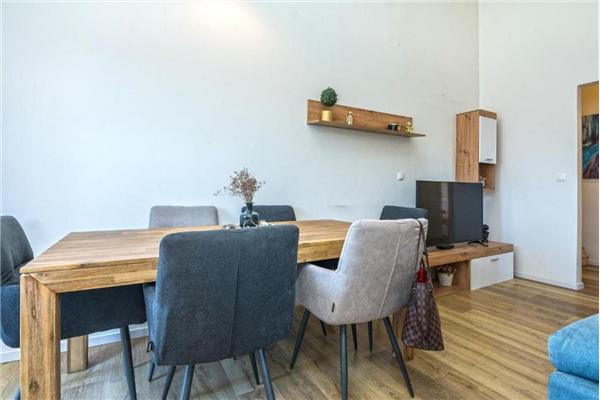 House K1, for 13 persons