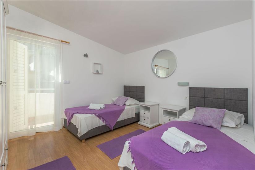 Apartment A1, for 9 persons
