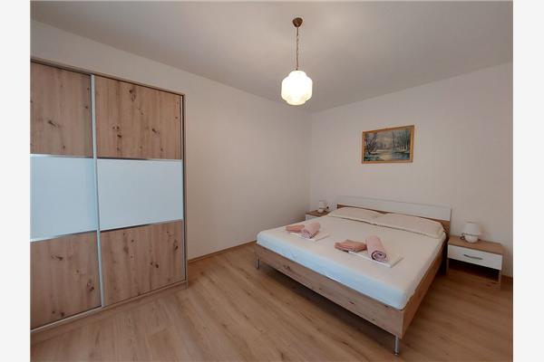 Apartment A1, for 6 persons