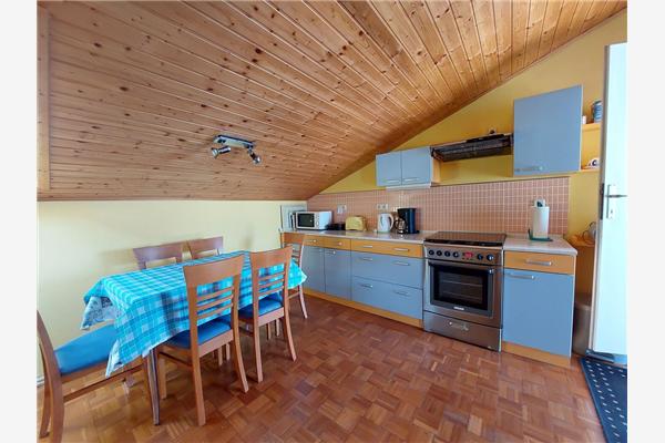 Apartment A1, for 5 persons