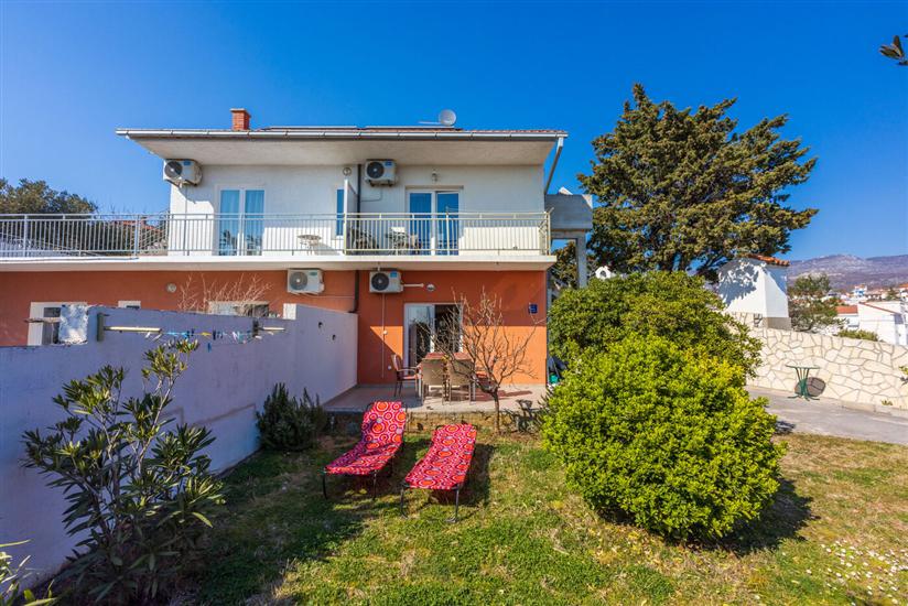 Apartments Anamarija