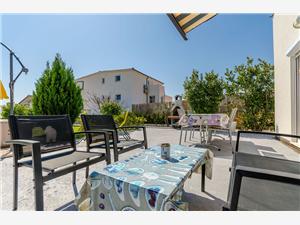 Holiday homes Split and Trogir riviera,BookChristineFrom 214 €