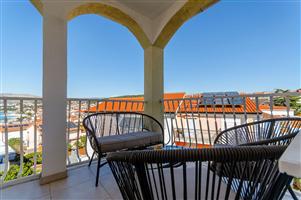 Apartman - Okrug Gornji (Ciovo)