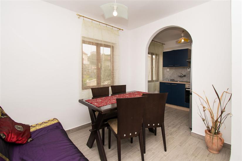 Apartment A4, for 4 persons