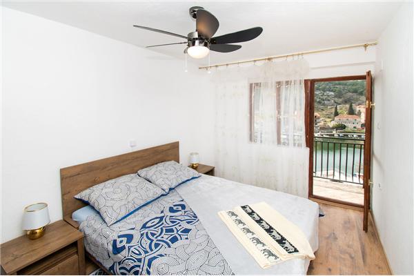 Apartment A4, for 4 persons