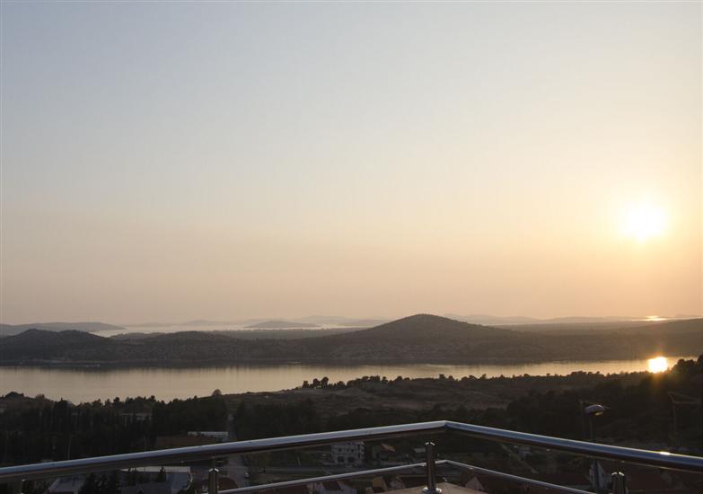 Apartment Golden Sunset