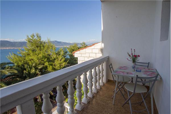 Apartment A2, for 5 persons