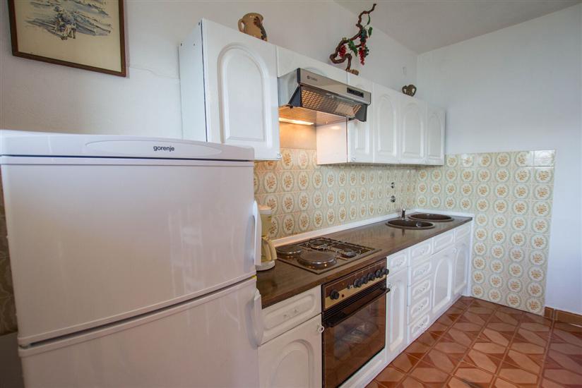 Apartment A2, for 5 persons