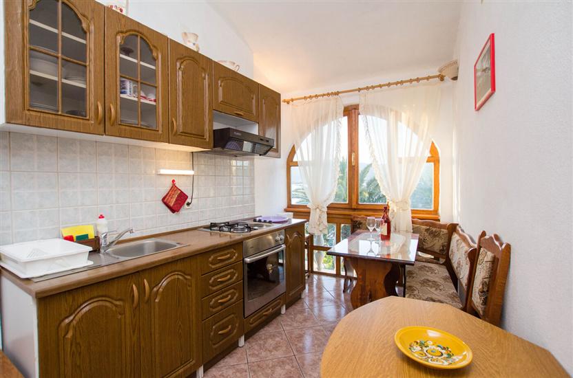 Apartment A4, for 4 persons