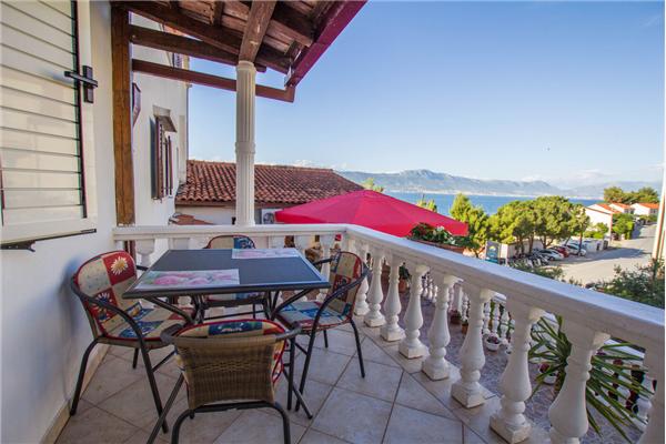 Apartment A2, for 5 persons