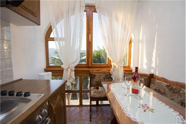 Apartment A4, for 4 persons