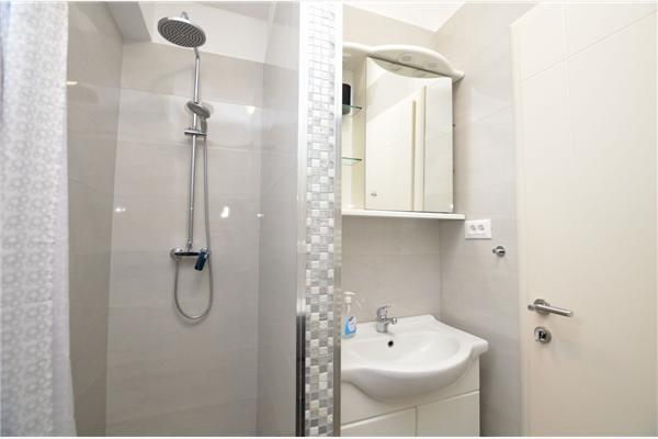 Apartment A2, for 5 persons